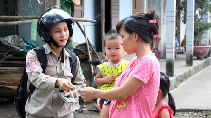 243 female NTS operator on duty in Hai Lang 14082018