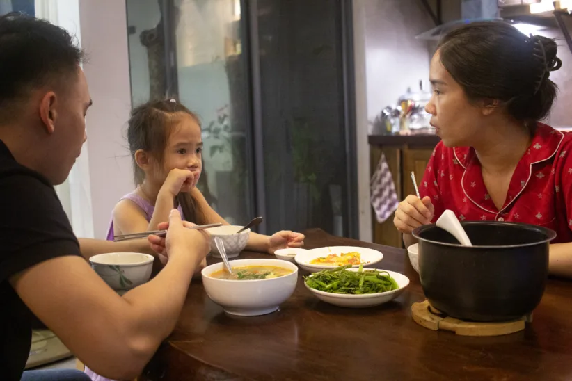 Nhan family 3859 morten odegaard