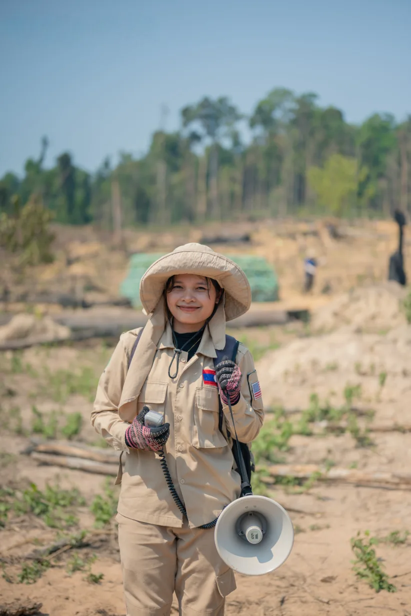Residents in surrounding area and livestock within a 1,500 meter radius were informed to evacuate to the safe areas during the demolition process.
