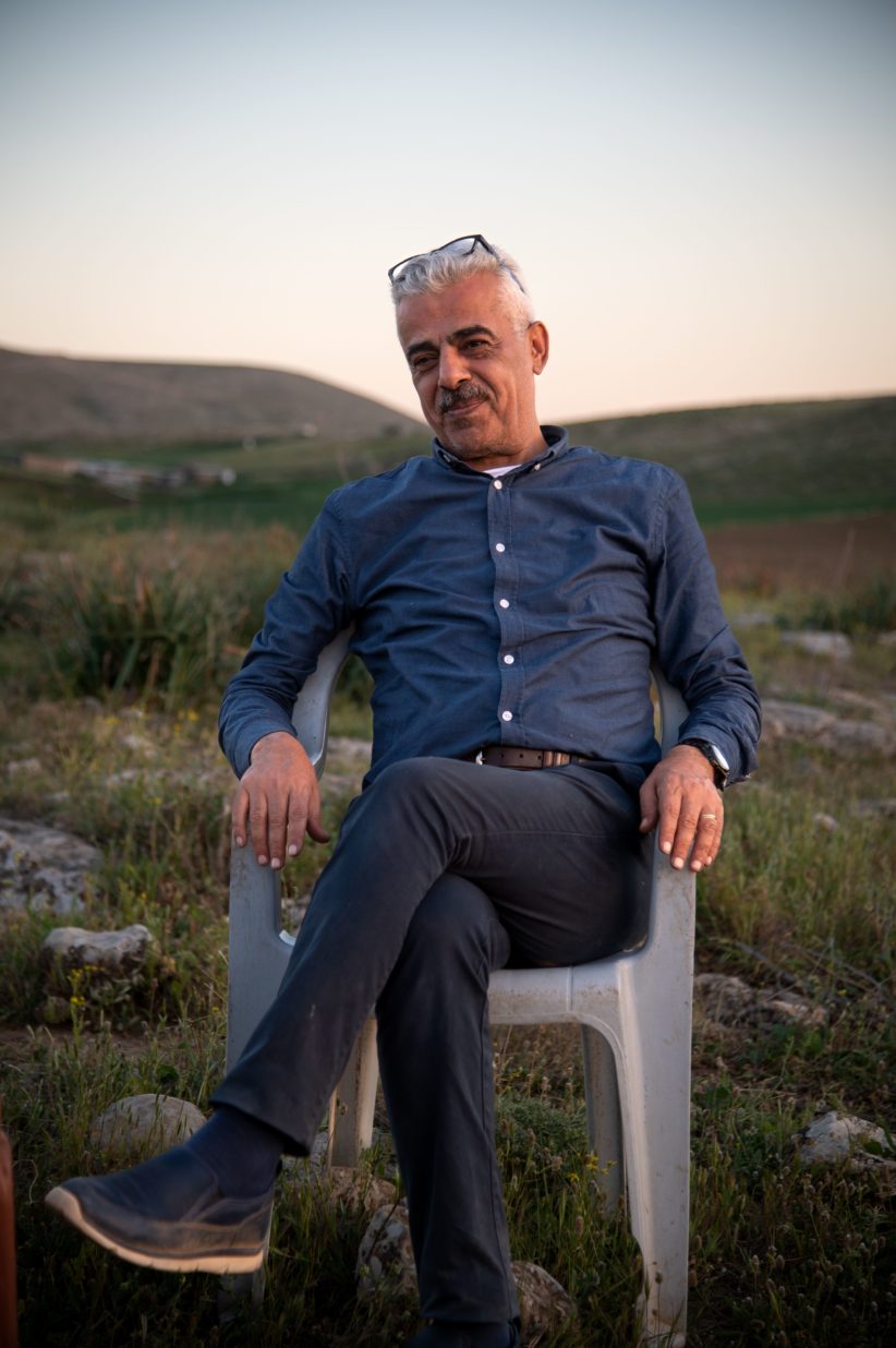 Abbas Milhem fotografert i Jordandalen våren 2023 på besøk til et av PFUs medlemmer